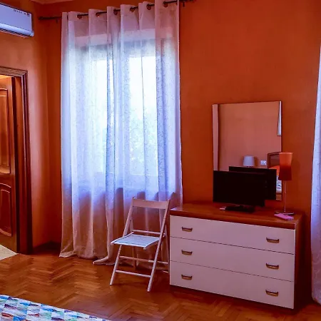 La Finestra Su Lejlighed *